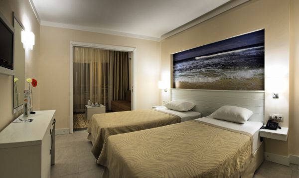 Batihan Beach Resort & Spa - 9