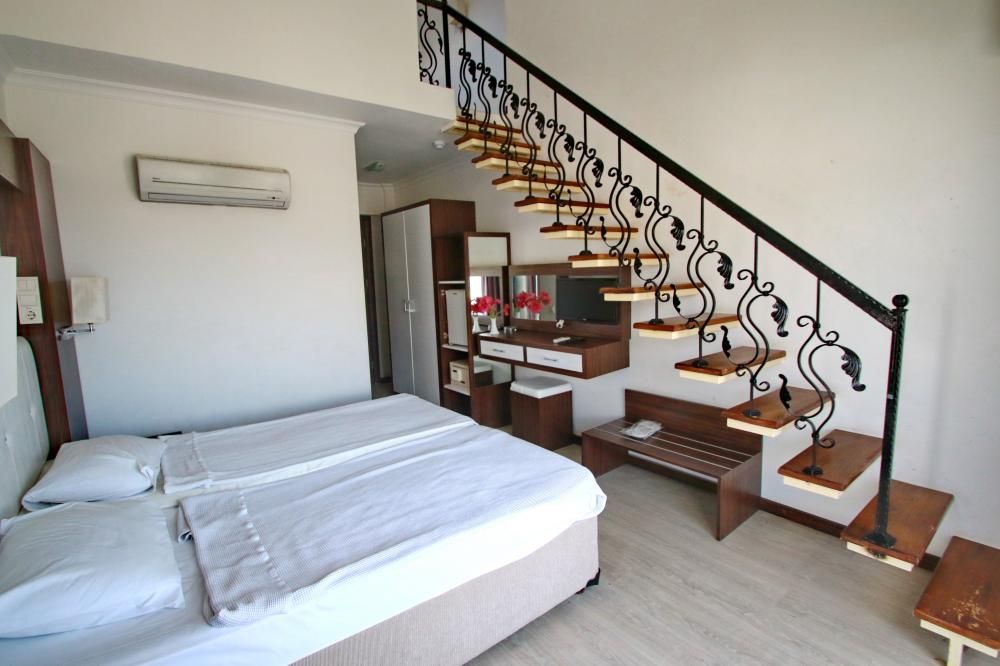 Arora Hotel - 16