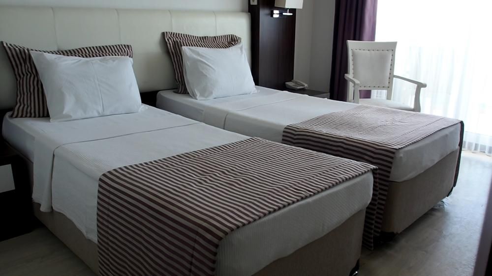 Arora Hotel - 10