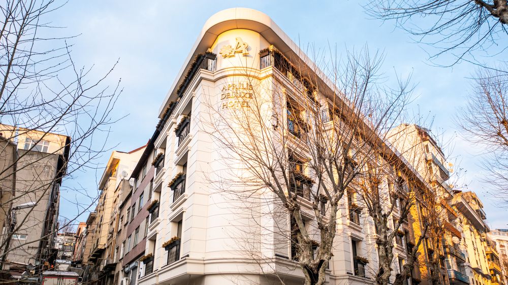 Aprilis Deluxe Hotel - 1