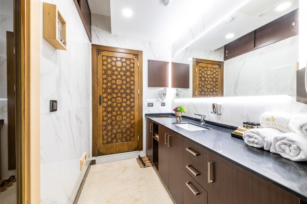 Aprilis Deluxe Hotel - 26