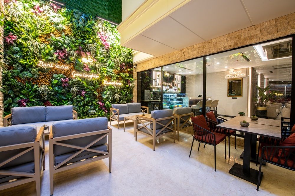 Aprilis Deluxe Hotel - 18