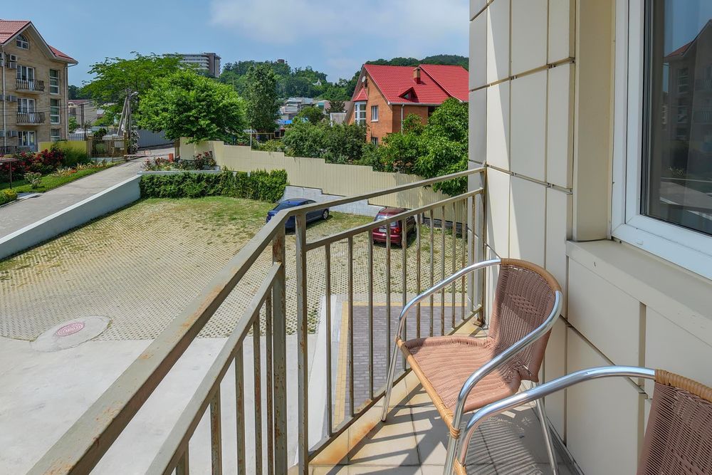 ЧЕРНОМОРЬЕ, пансионат - 108