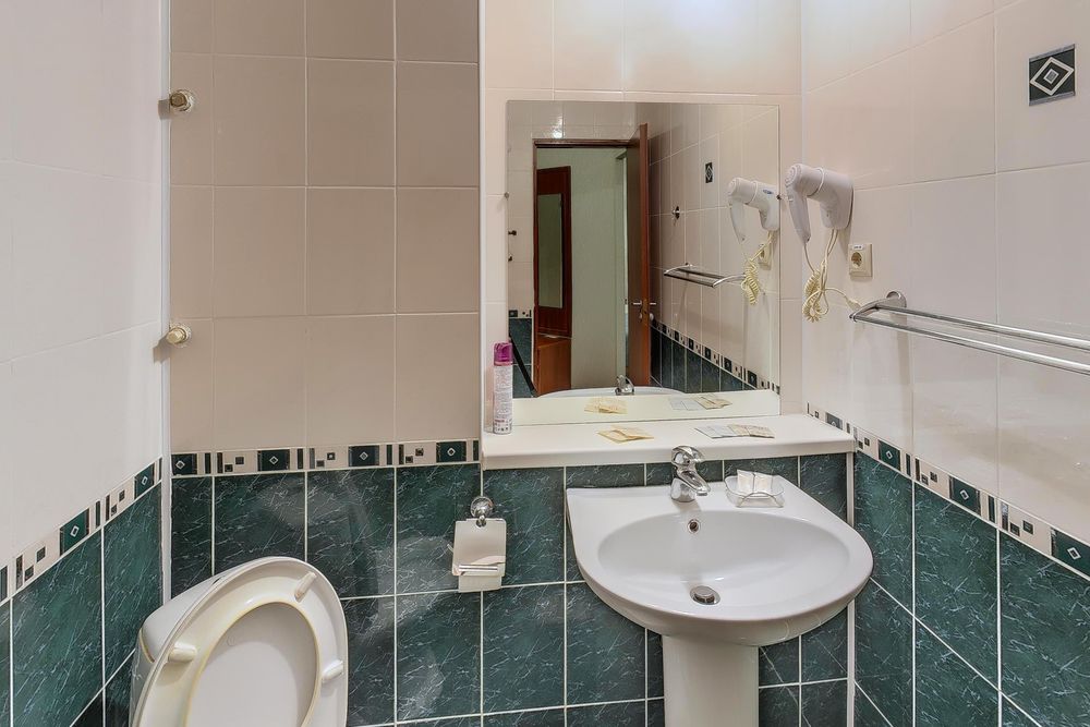 ЧЕРНОМОРЬЕ, пансионат - 84