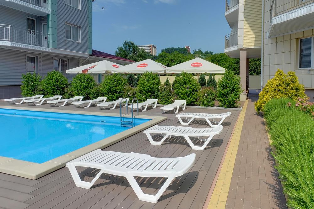 ЧЕРНОМОРЬЕ, пансионат - 21