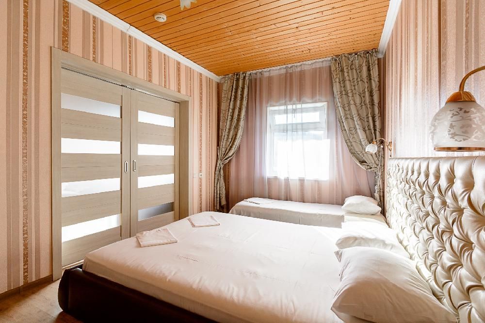 ДУБОК, гостиничный комплекс - 76