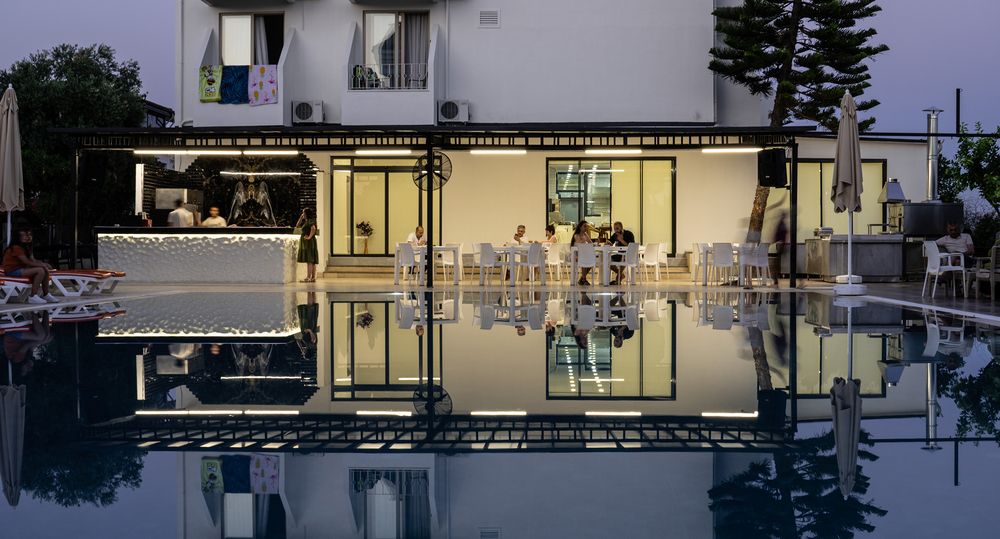 Azalia Garden Side - 16