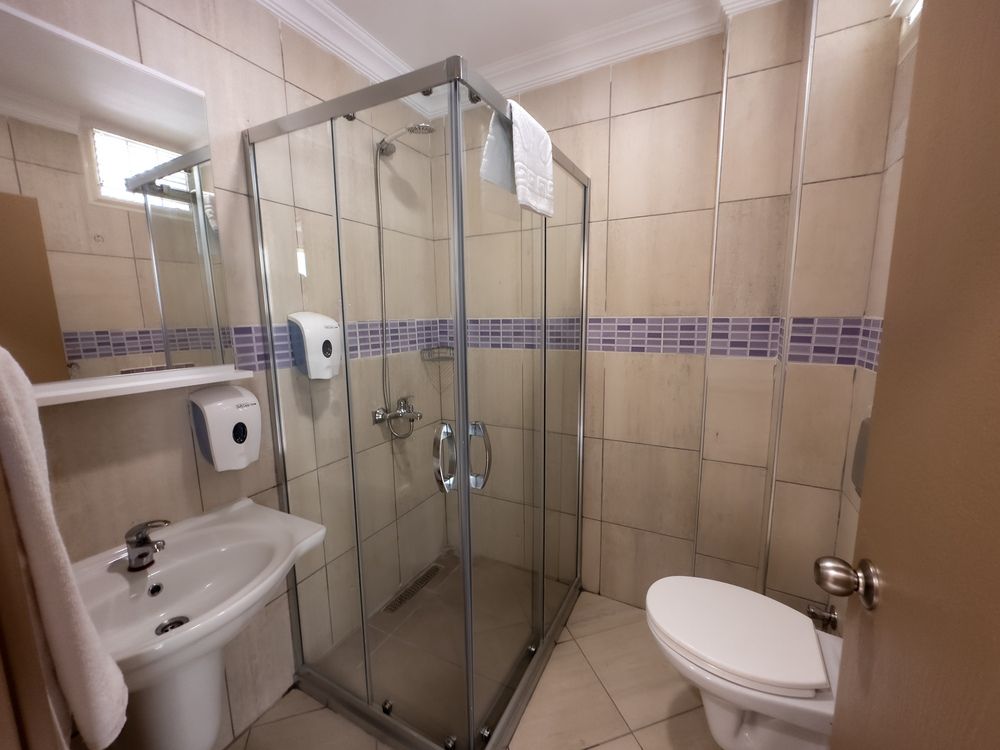 Azalia Garden Side - 23