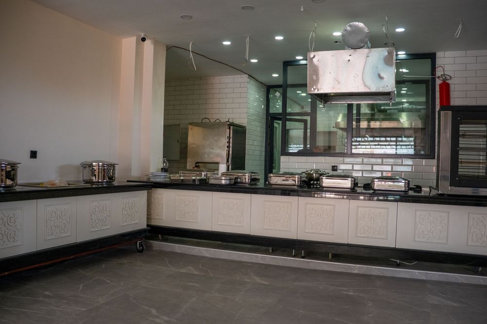 Azalia Garden Side - 17