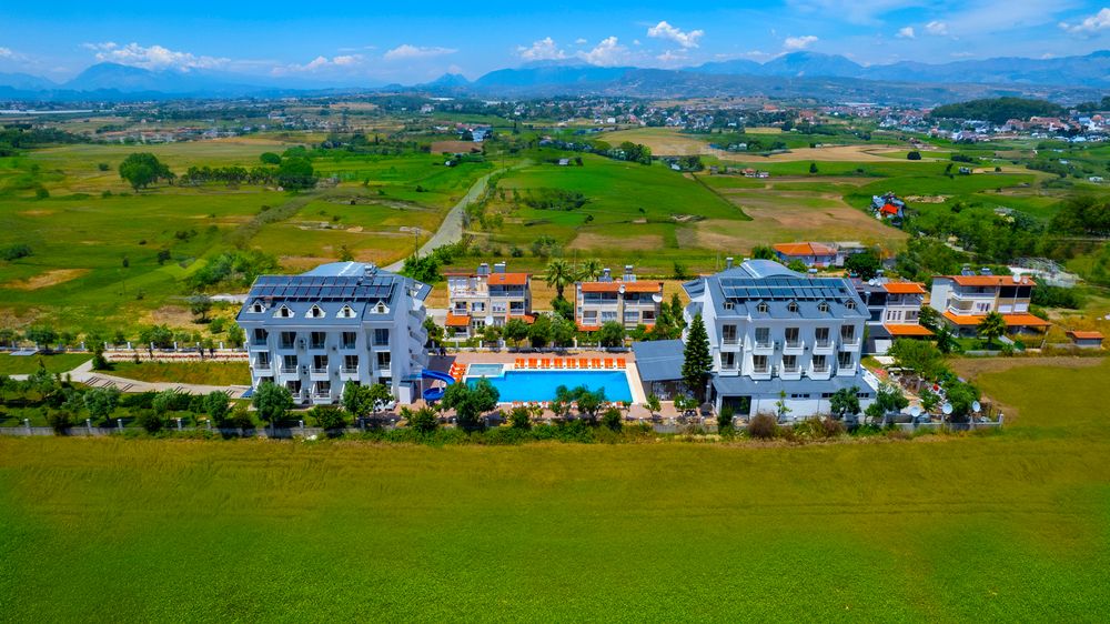 Azalia Garden Side - 1