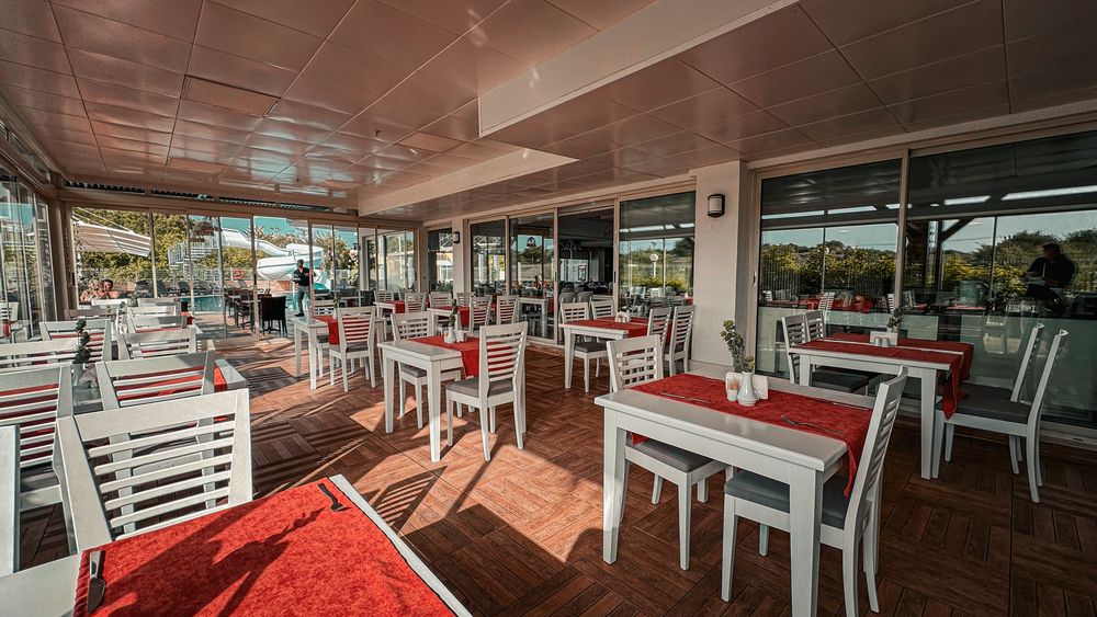 Adella Side Hotel - 42