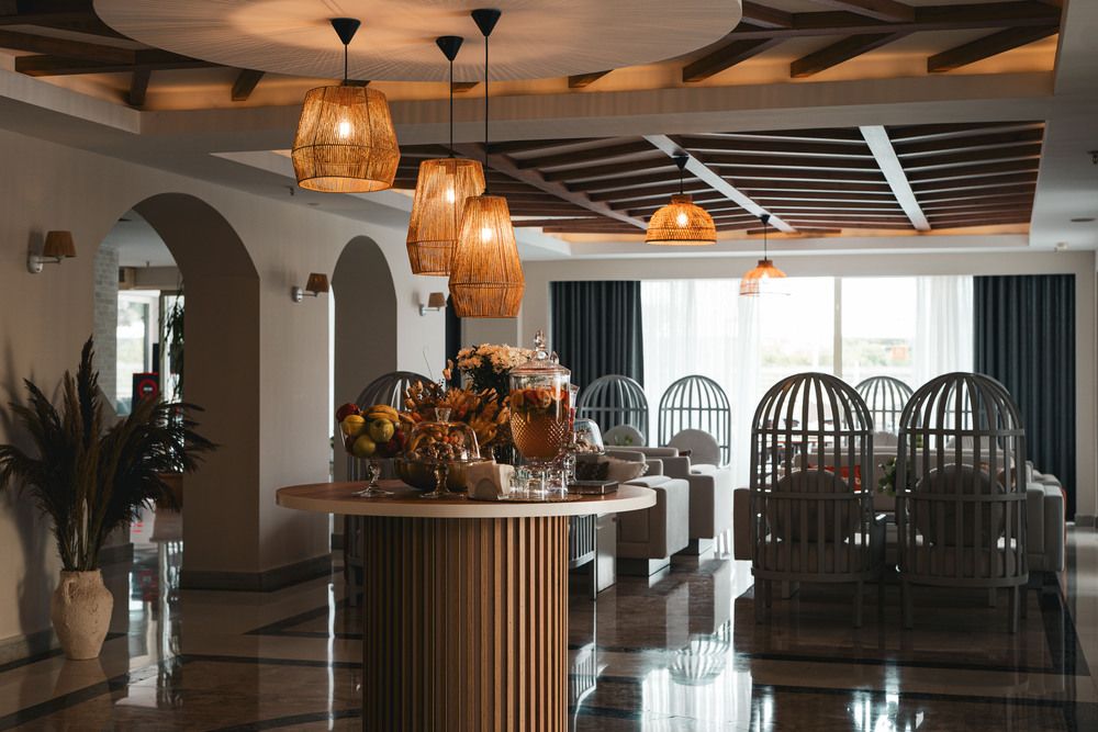 Adella Side Hotel - 28