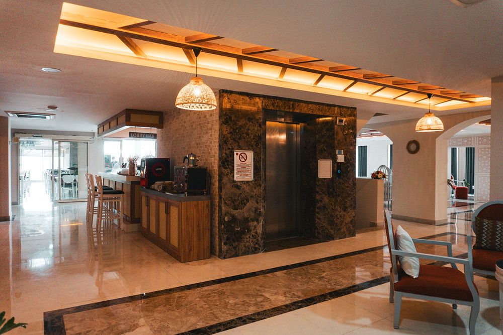 Adella Side Hotel - 26