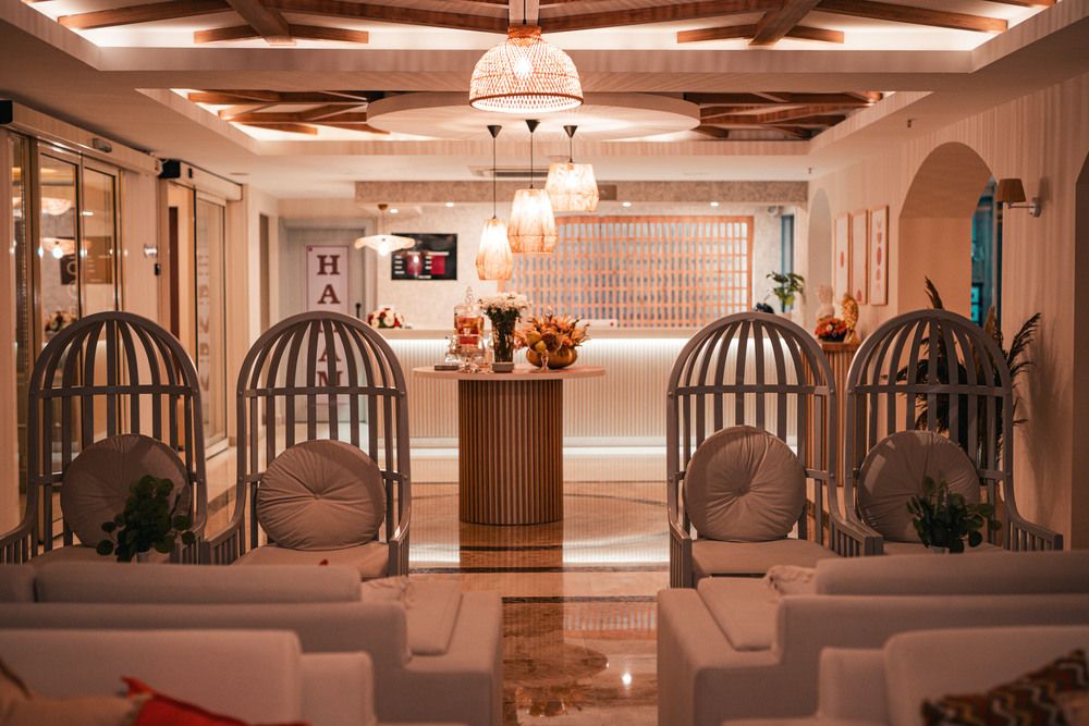 Adella Side Hotel - 19