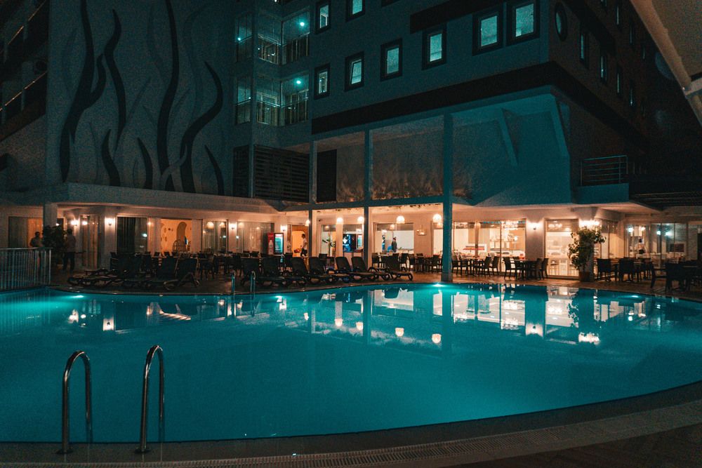 Adella Side Hotel - 16