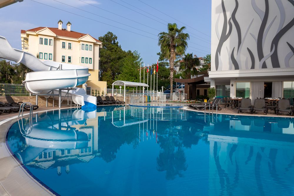 Adella Side Hotel - 14