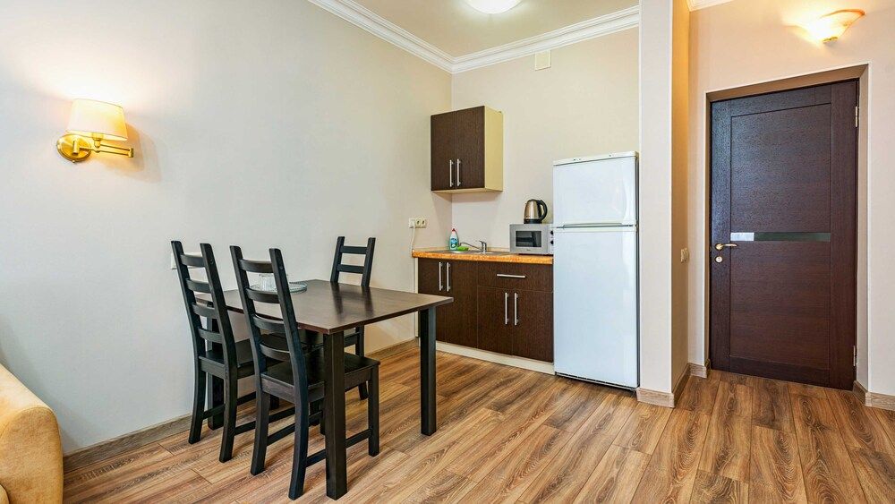 ГАЛА ПЛАЗА, гостевой дом - 36