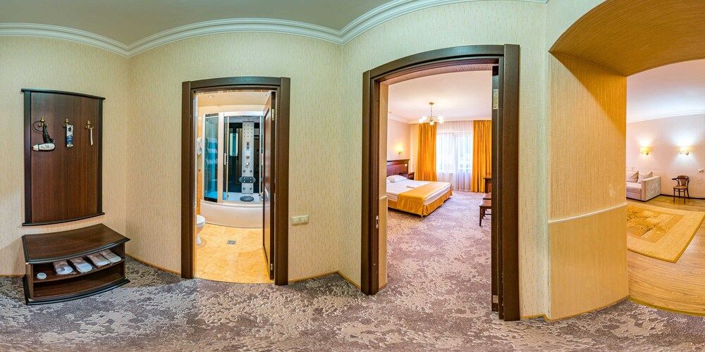 ГАЛА ПЛАЗА, гостевой дом - 39