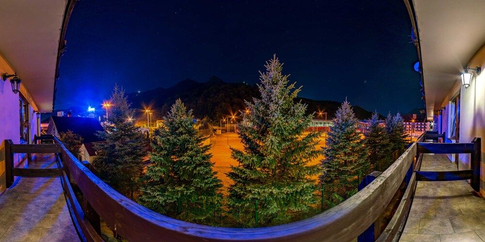 ГАЛА ПЛАЗА, гостевой дом - 13