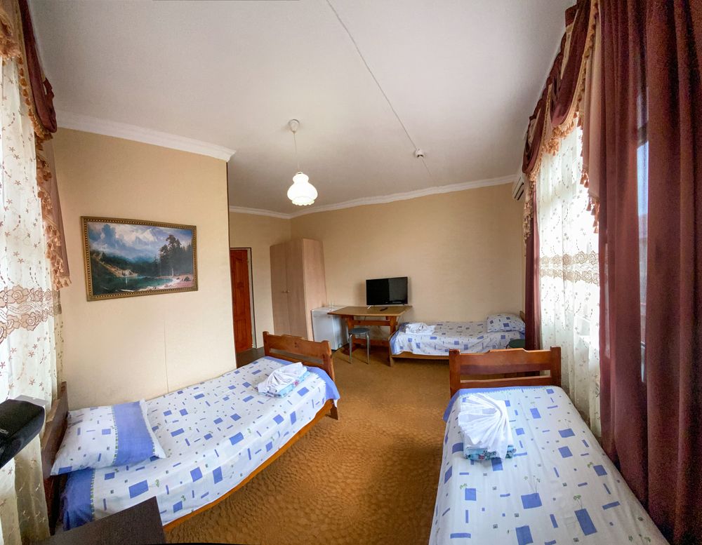 РОЗАЛИ, гостевой дом - 2