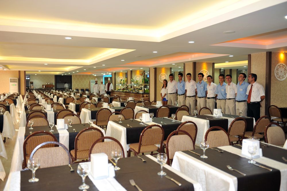 Asrin Beach Hotel - 8