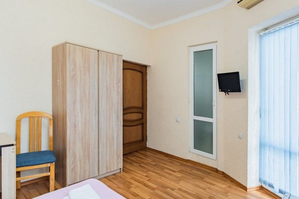 БРИСТОЛЬ, гостевой дом - 24