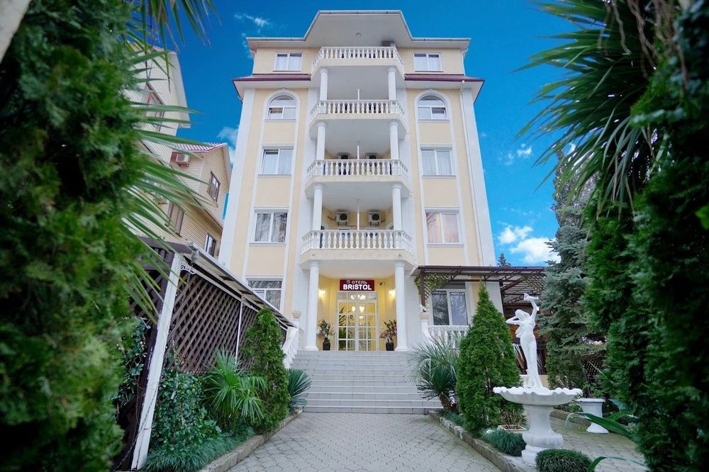 БРИСТОЛЬ, гостевой дом - 1