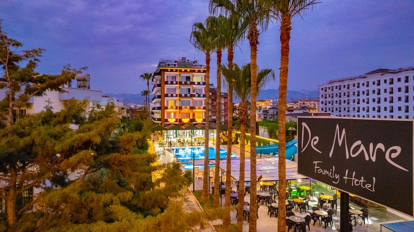 De Mare Family Hotel - 4