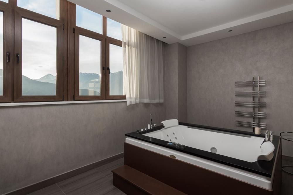 IBIS STYLES (бывш. ГОРКИ АРТ, отель) - 29