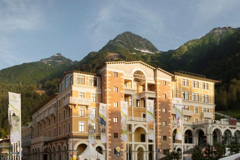 IBIS STYLES (бывш. ГОРКИ АРТ, отель) - 1