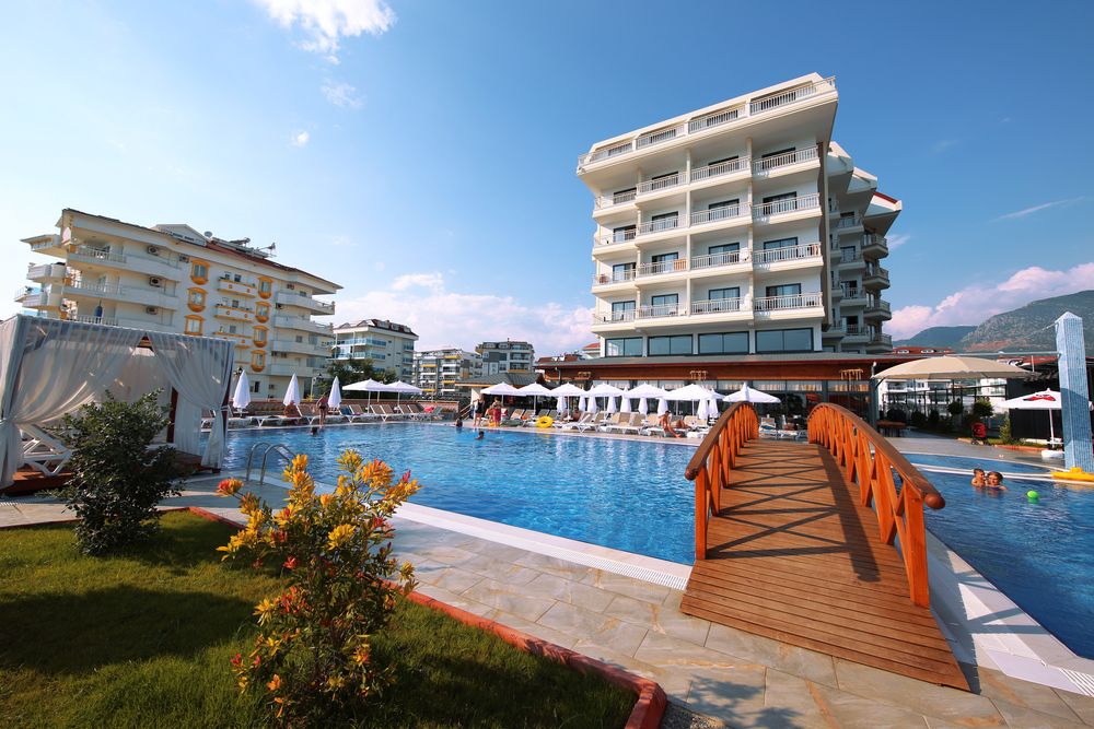 Sey Beach Hotel & Spa - 1