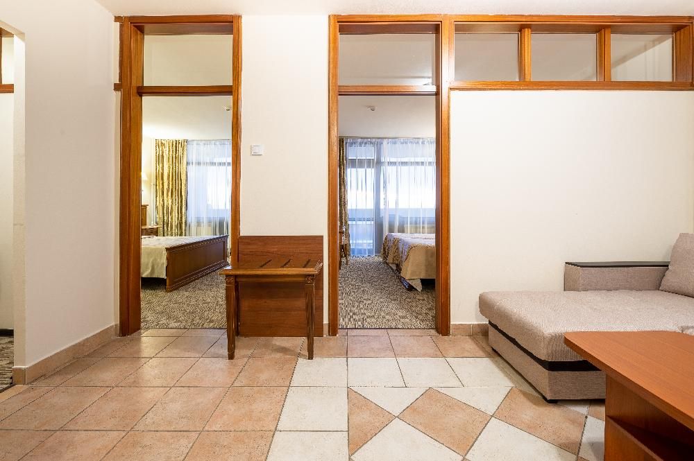 АКВАГРАД, отель - 135