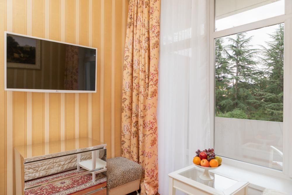 ЮЖНОЕ ВЗМОРЬЕ, санаторий - 22