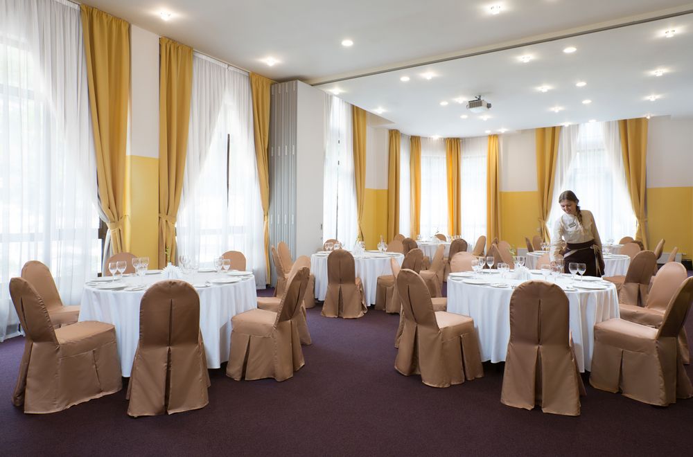 GOLDEN TULIP, отель - 43