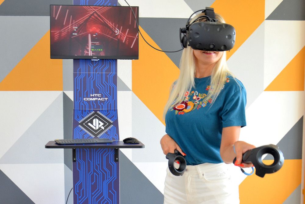 BRIDGE FAMILY RESORT - 16