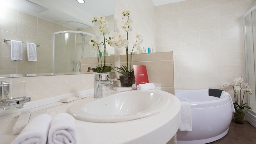 BRIDGE RESORT, отель - 81