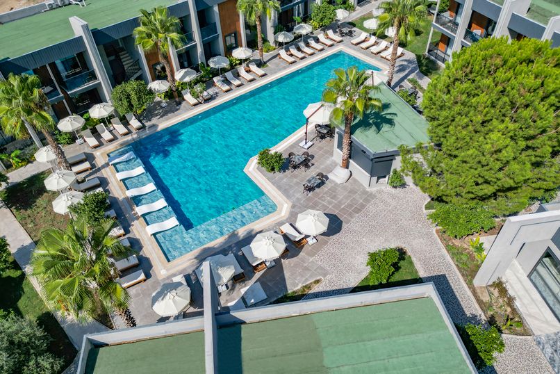 Forest Inn Hotel - 4