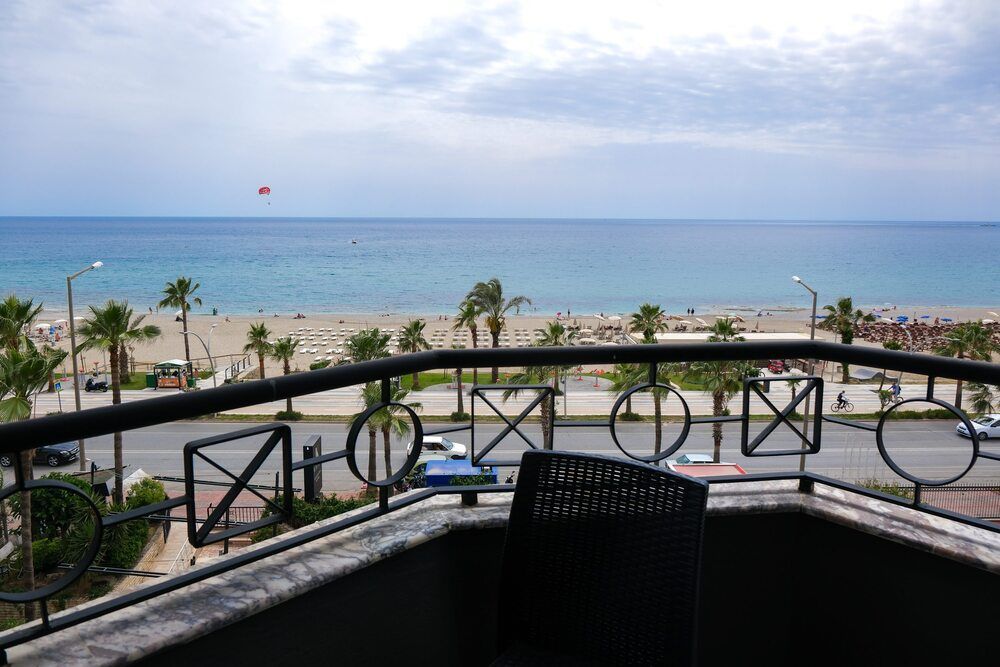 Kaila Krizantem Hotel - 44