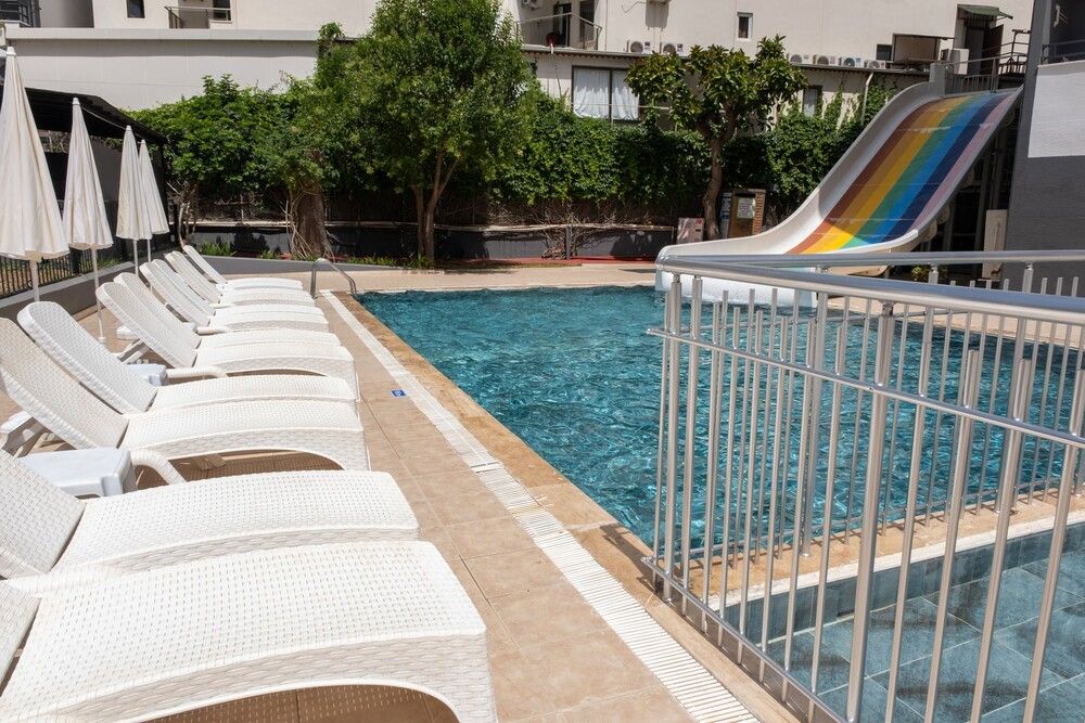 Kaila Krizantem Hotel - 31