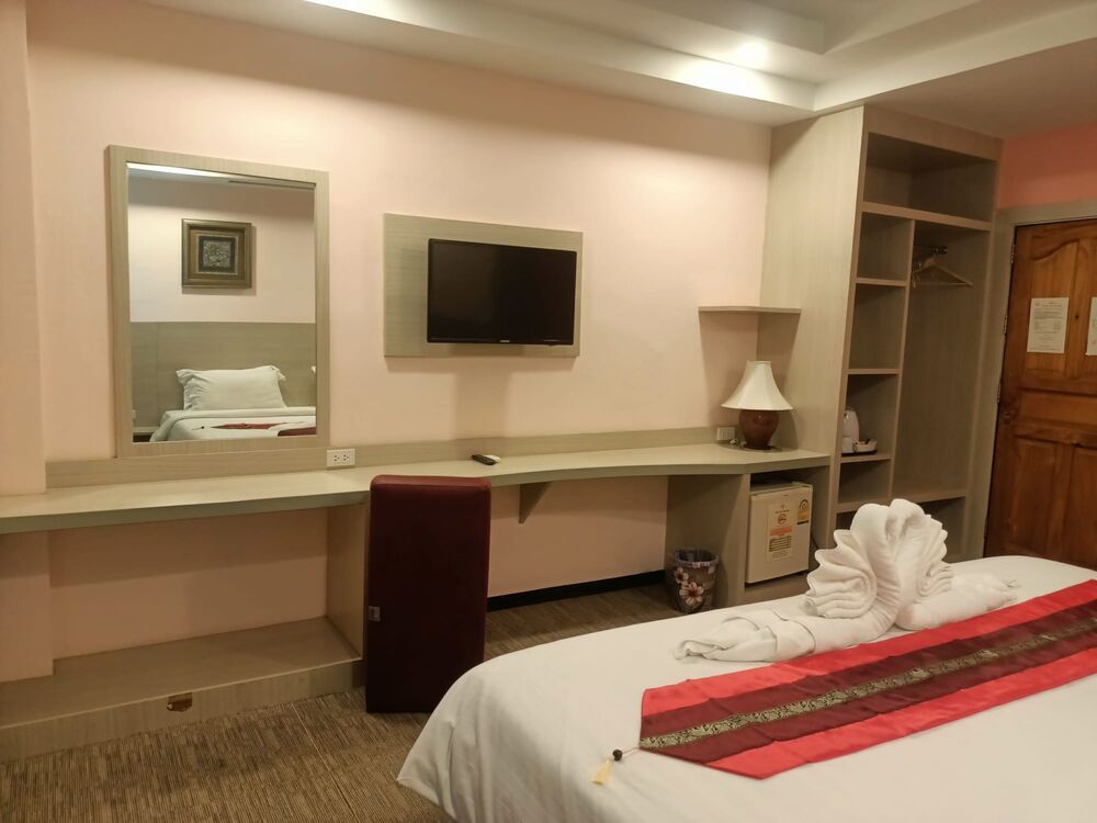 THE ROMEO PALACE  - 15