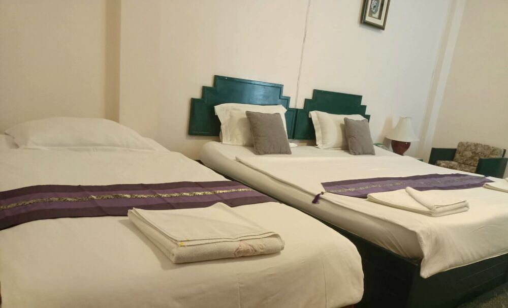 THE ROMEO PALACE  - 12