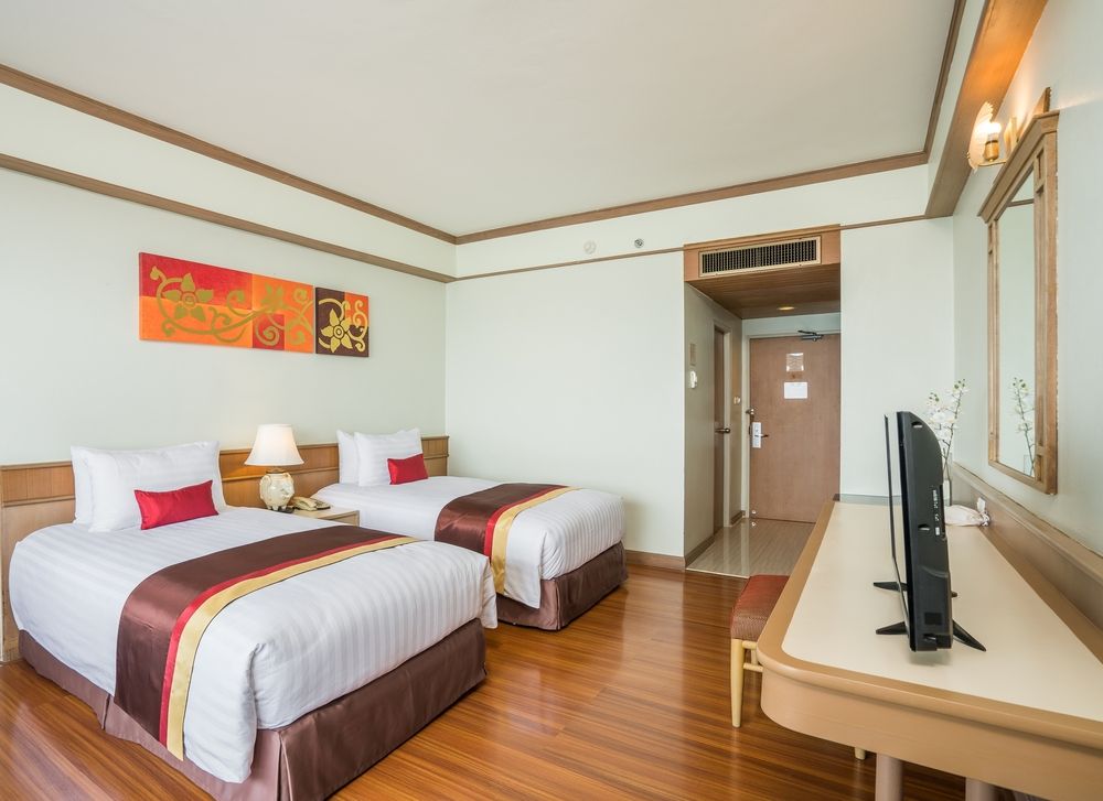 COSY BEACH HOTEL - 43