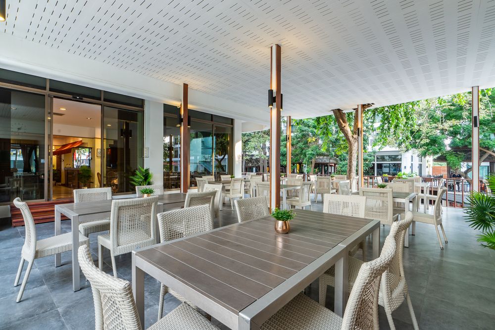 COSY BEACH HOTEL - 39