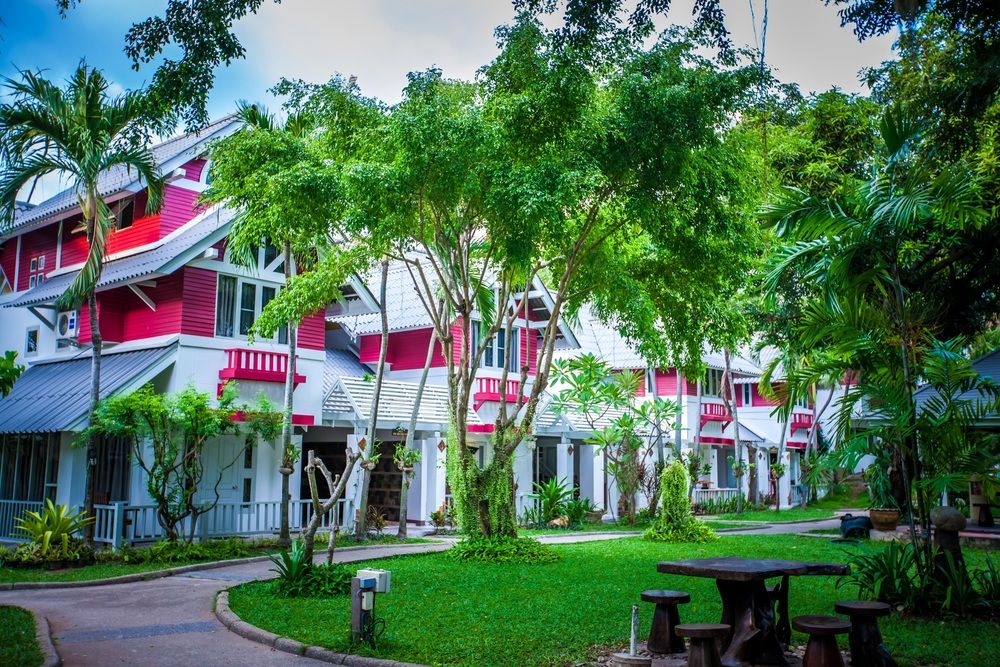 NATURAL PARK RESORT - 1