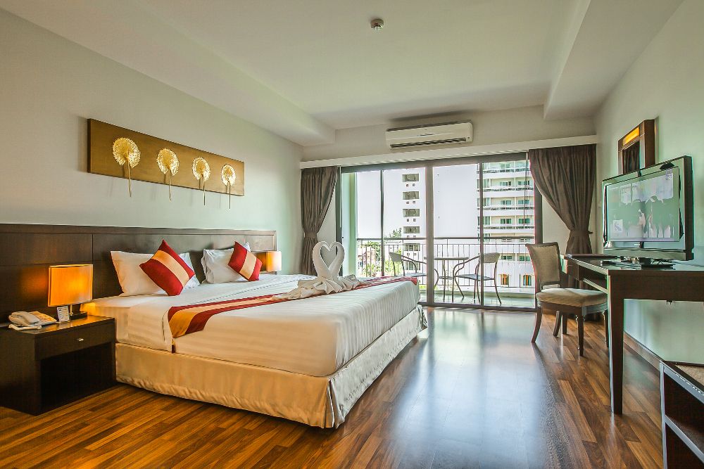 FIFTH PATTAYA JOMTIEN - 141