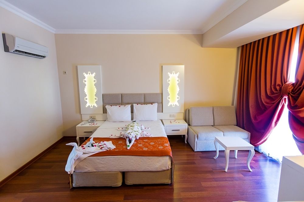 Grand Miramor Hotel - 46