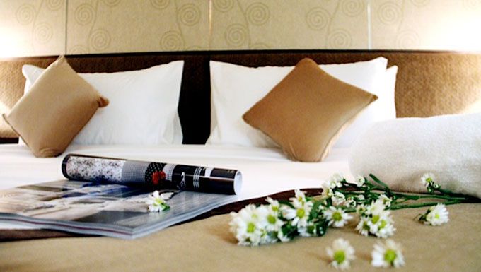INTIMATE HOTEL - 2
