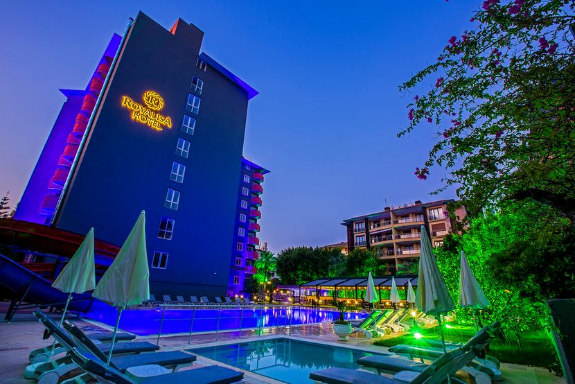 Grand Alisa Hotel - 1