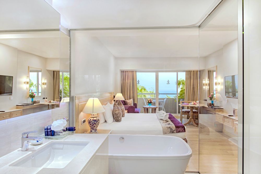 ROYAL CLIFF BEACH HOTEL - 38