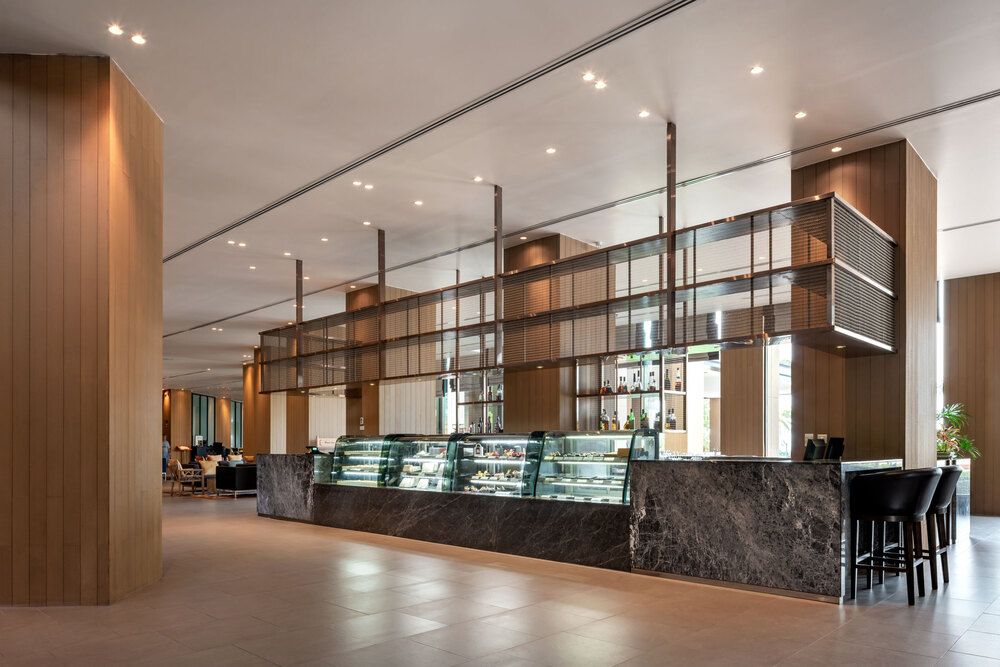 ROYAL CLIFF BEACH HOTEL - 13